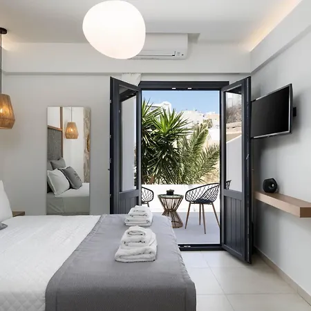 Apartahotel Cuore Santo Fira (Santorini)